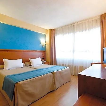 Corregidor Hotel 2*