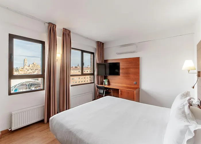 Corregidor Отель