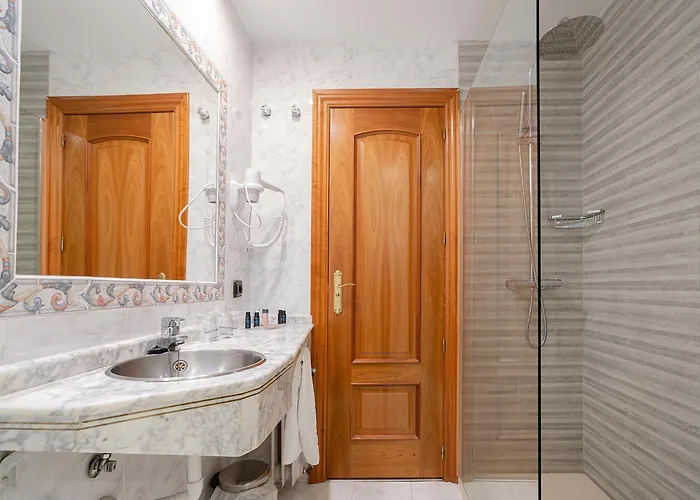 Отель Corregidor