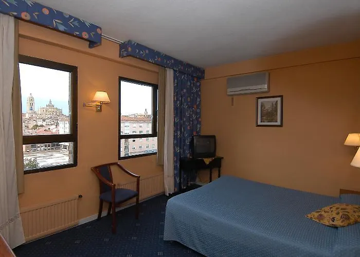 Отель Corregidor